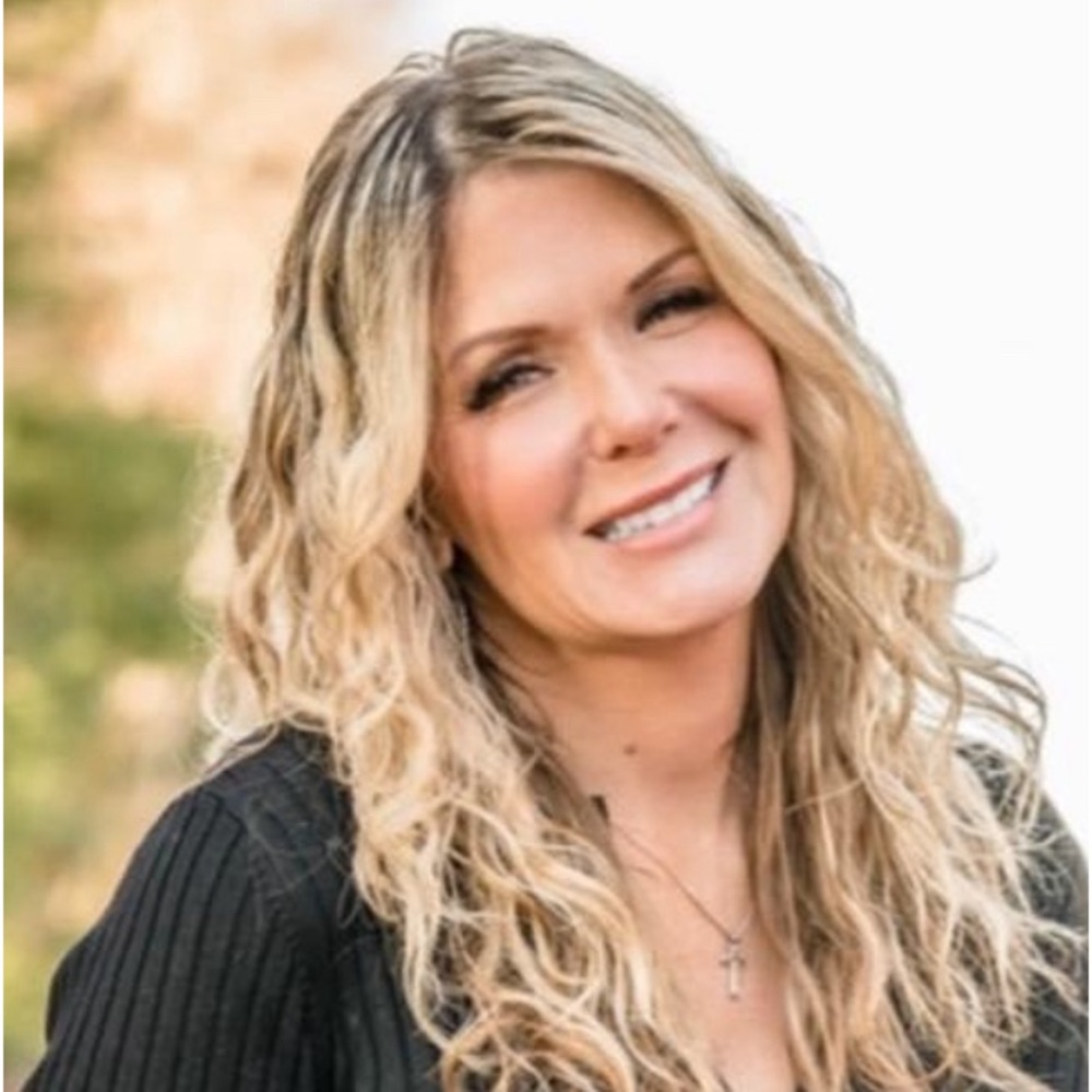 Meet your Posher, Cari